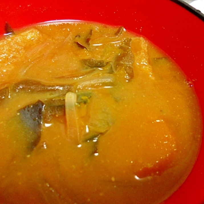 みそ汁(たまねぎ、油揚げ、わかめ)